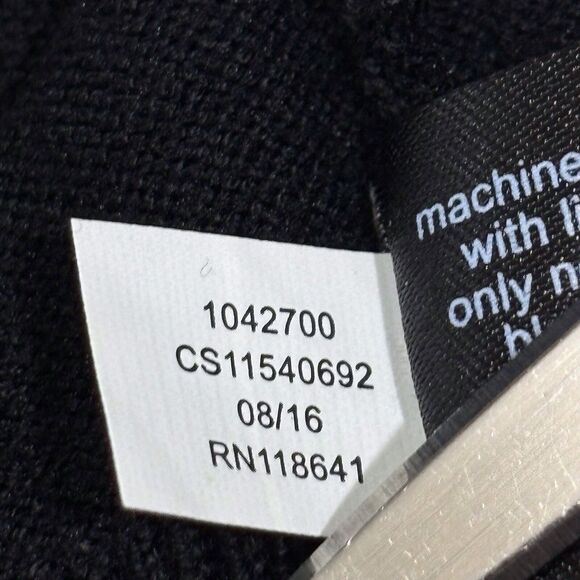 Lane Bryant Deep V Neck Sweater Womens Plus Size 26/28 Black NWT - Picture 7 of 9